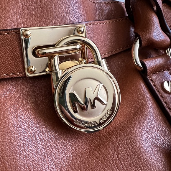 Like New Michael KORS Cognac Hamilton Large Bag convertible satchel - Picture 2 of 7